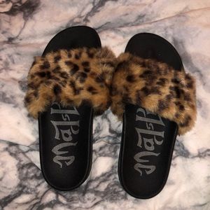 BRAND NEW Mad Love Leopard Faux Fur Slides